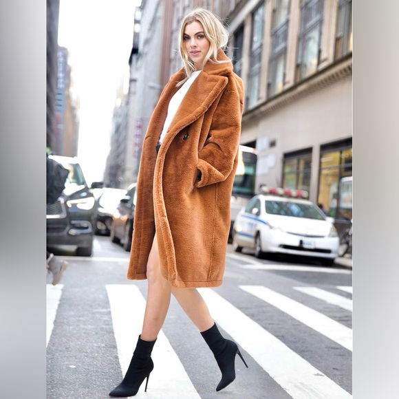 Avec Les Filles Jackets & Blazers - Avec Les Filles Oversize Luxe Faux Fur Longline Coat